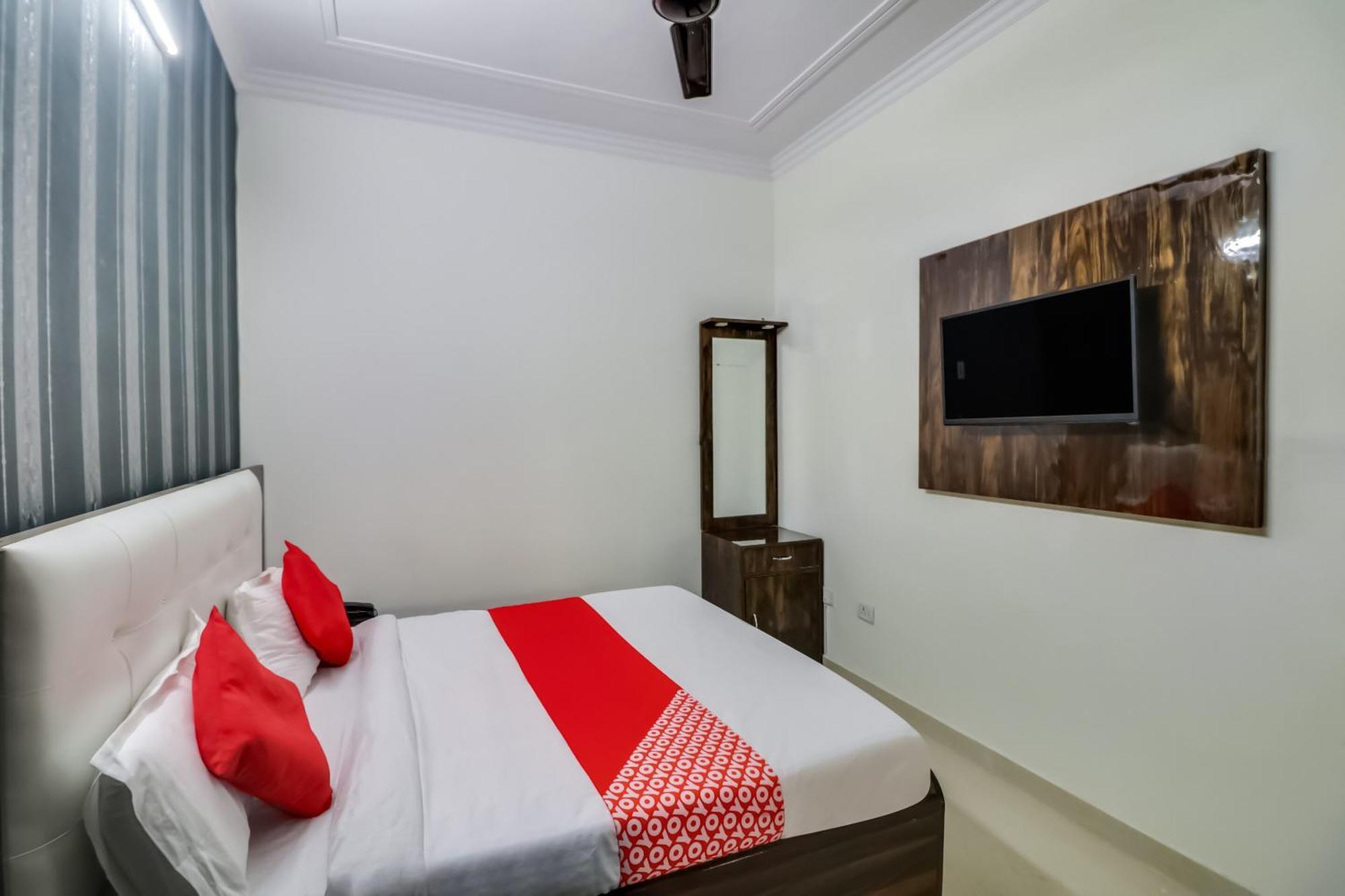 Hotel O Rodstar Chinhat 外观 照片