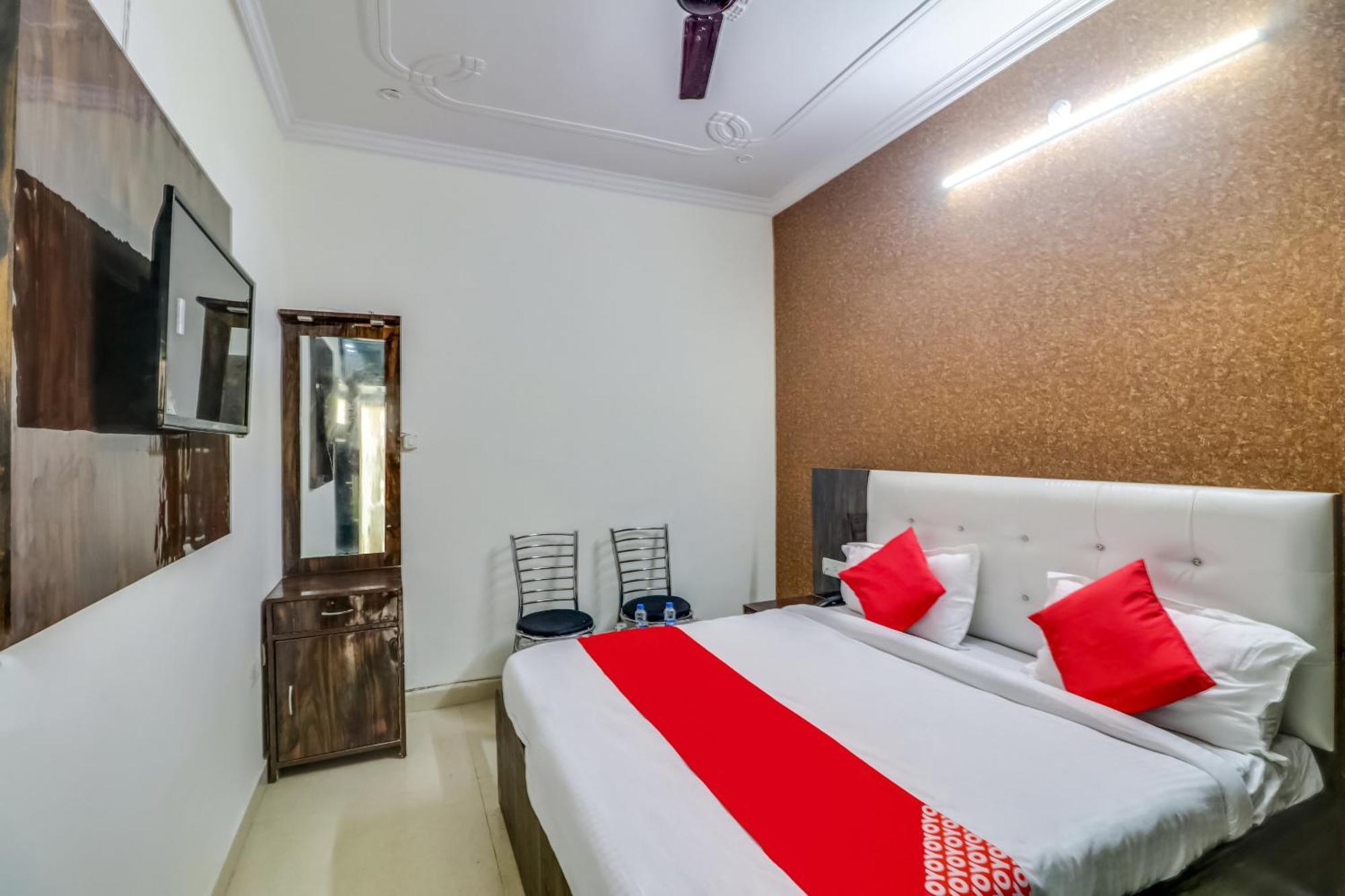 Hotel O Rodstar Chinhat 外观 照片