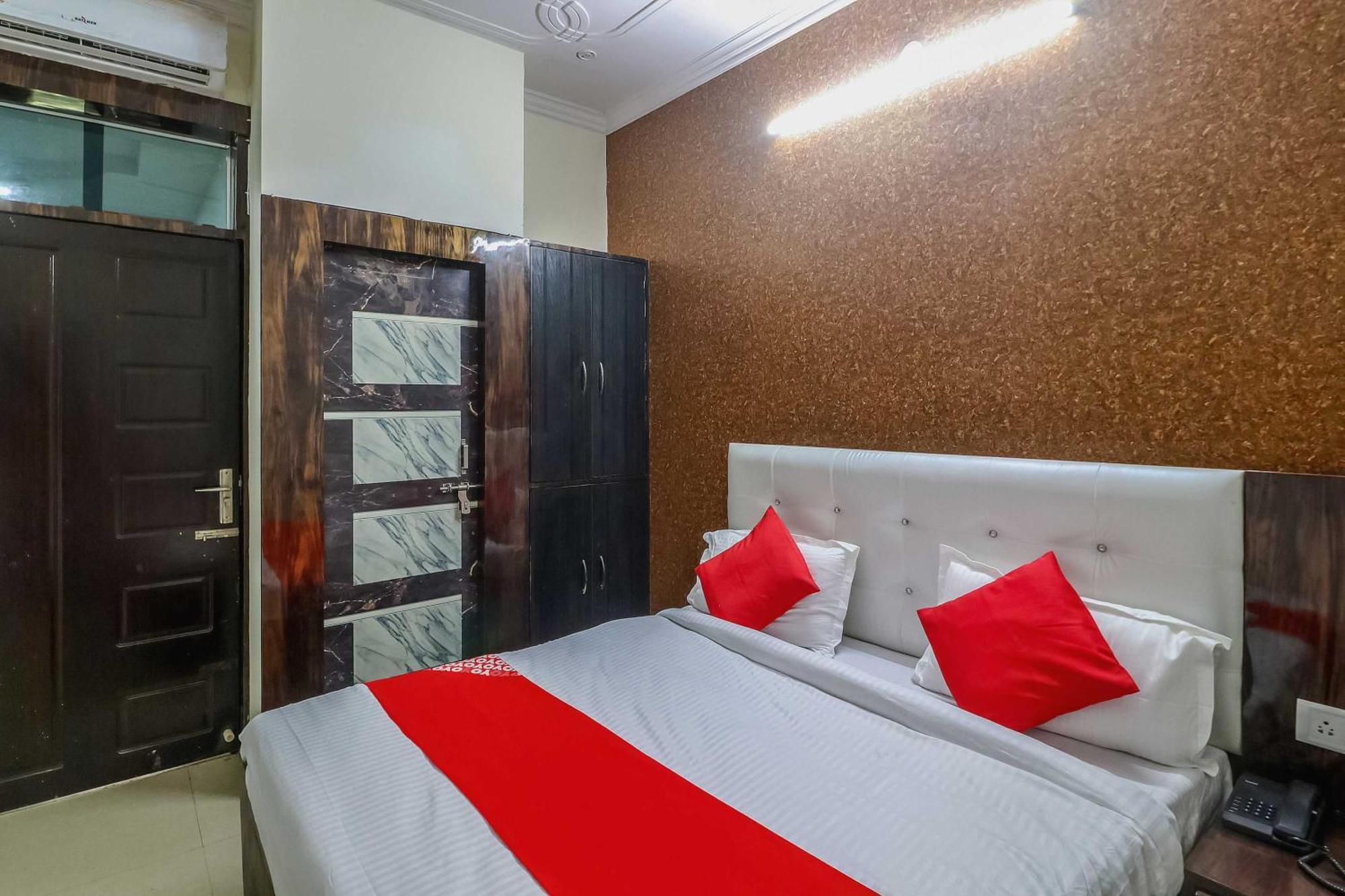 Hotel O Rodstar Chinhat 外观 照片
