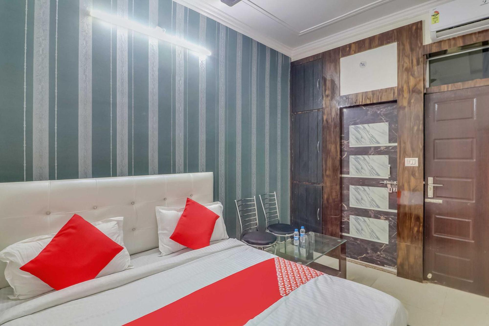 Hotel O Rodstar Chinhat 外观 照片