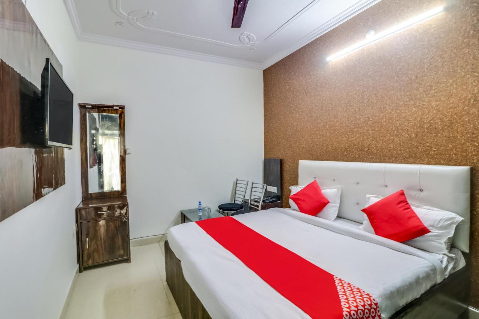 Hotel O Rodstar Chinhat 外观 照片